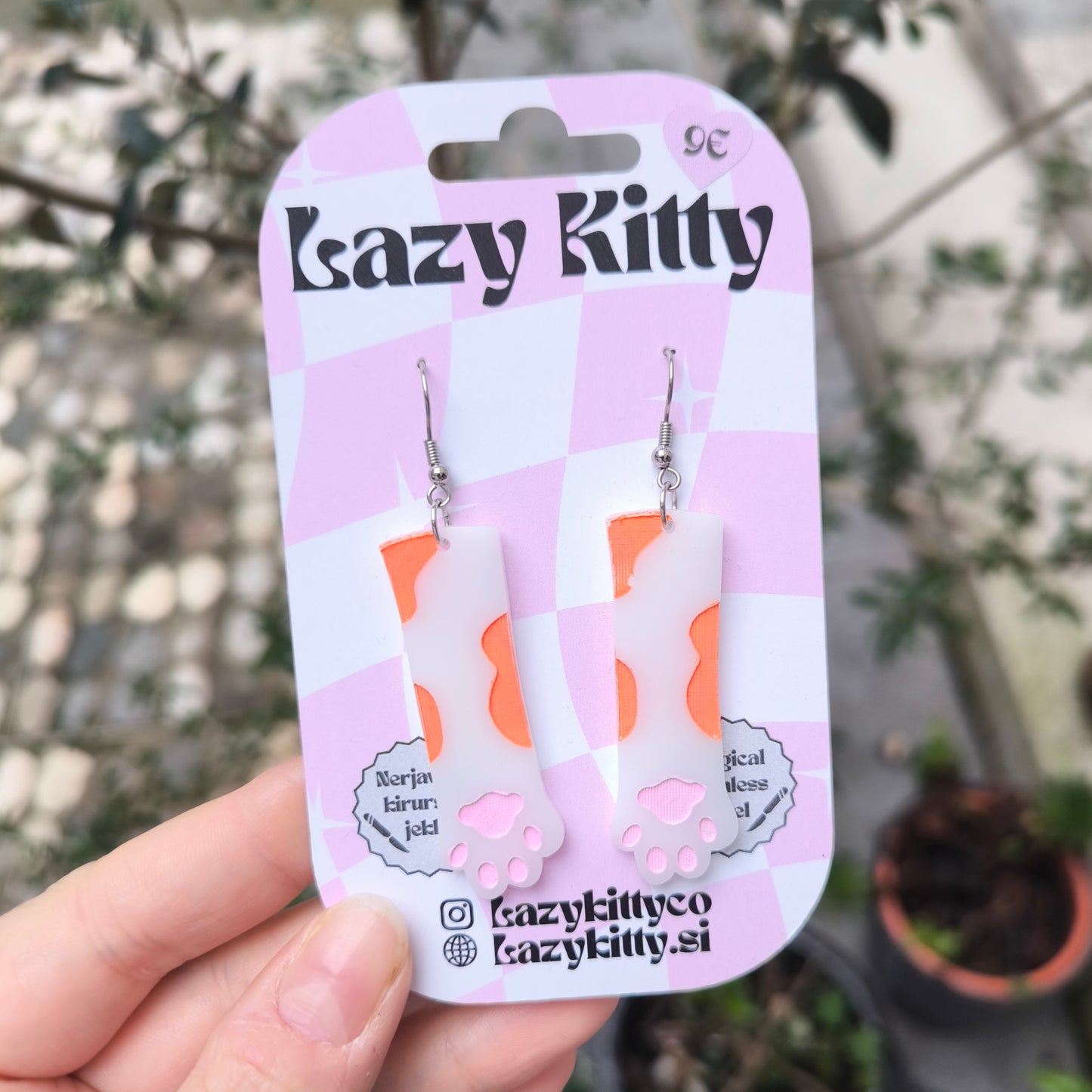 White and Orange Paws