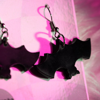 Hanging Bats - Black